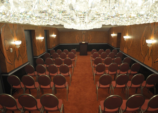 Imagen de los interiores del Hotel President, Budapest. Foto 13