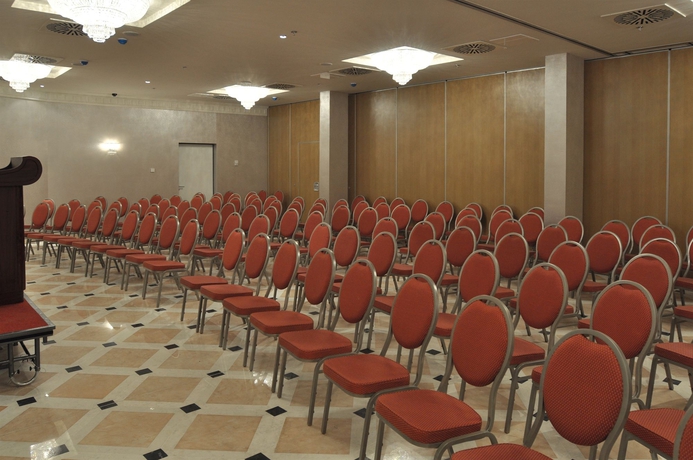 Imagen de los interiores del Hotel President, Budapest. Foto 14