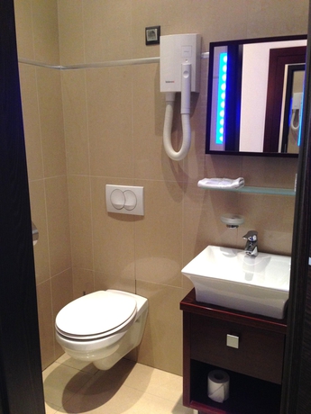 Imagen de la habitación del Hotel President, Budapest. Foto 6