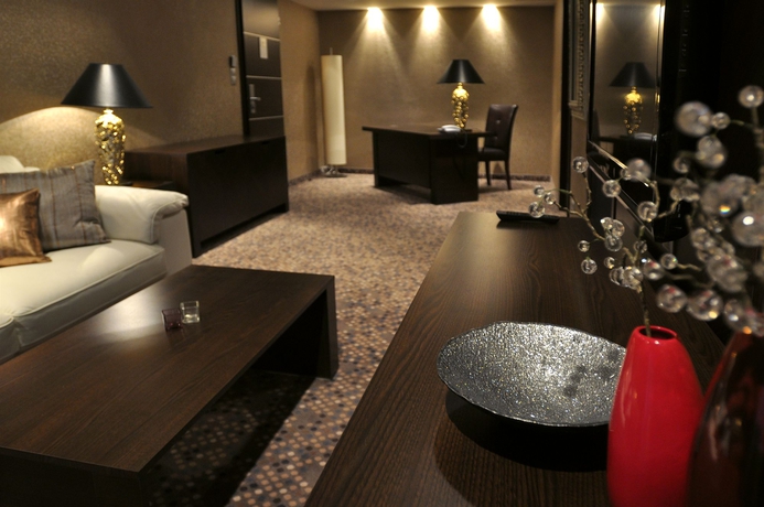 Imagen de los interiores del Hotel President, Budapest. Foto 16