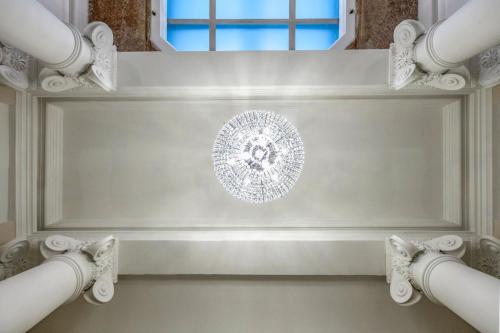 Imagen de los interiores del Hotel President, Budapest. Foto 19