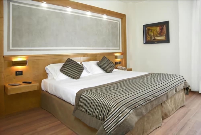Imagen de la habitación del Hotel President, Correggio. Foto 7