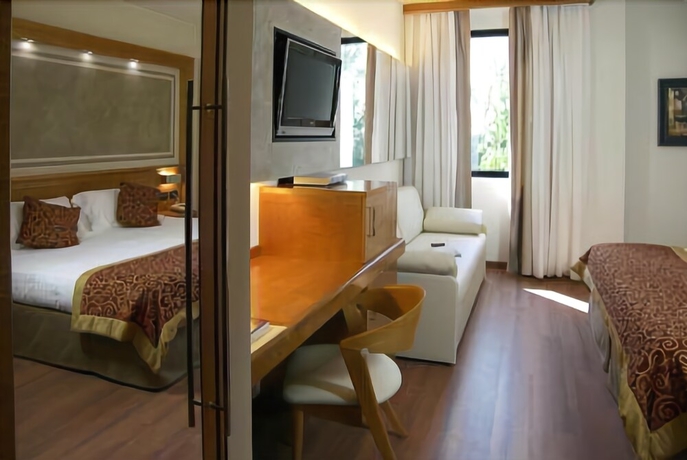 Imagen de la habitación del Hotel President, Correggio. Foto 10