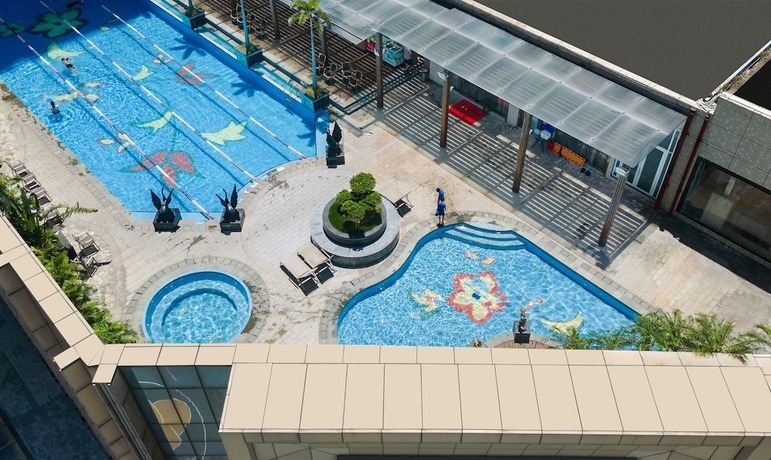 Imagen de la piscina del Hotel President Guangzhou Changlong. Foto 19