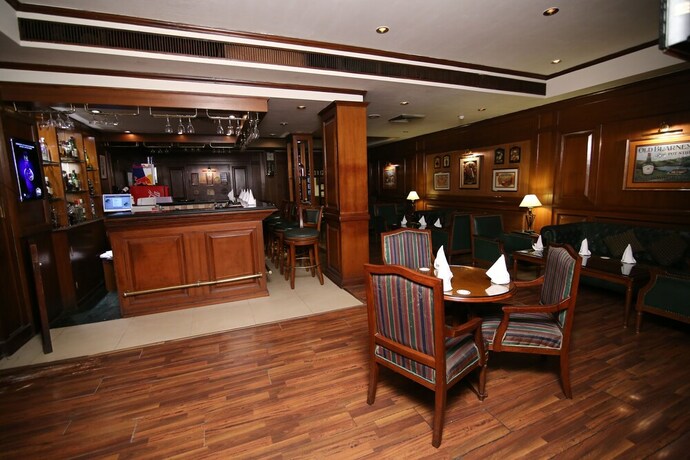 Imagen del bar/restaurante del Hotel President, Jalandhar. Foto 20