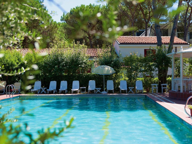 Imagen de la piscina del Hotel President, Lignano Sabbiadoro. Foto 16