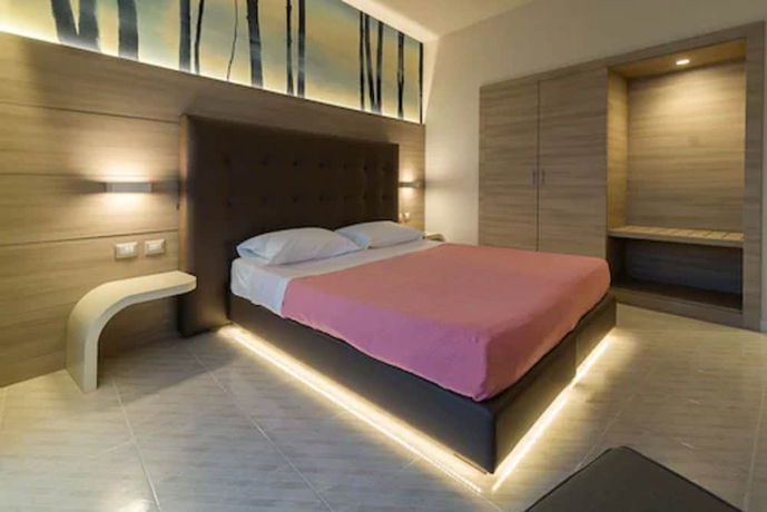 Imagen de la habitación del Hotel President Park. Foto 11