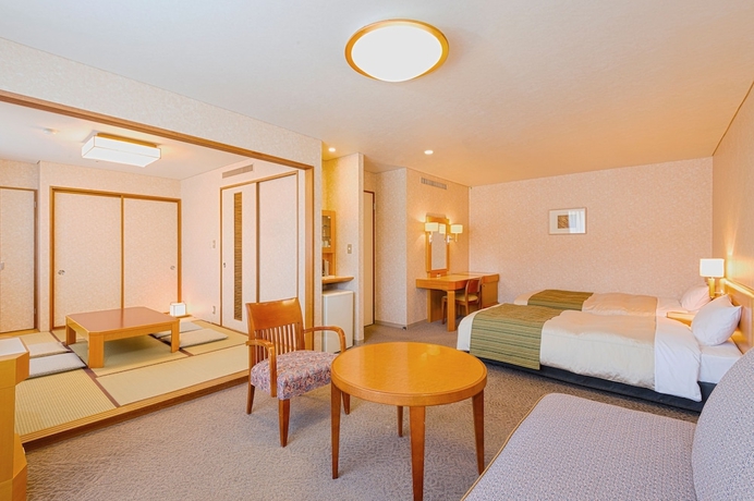 Imagen de la habitación del Hotel President Resort Karuizawa. Foto 12