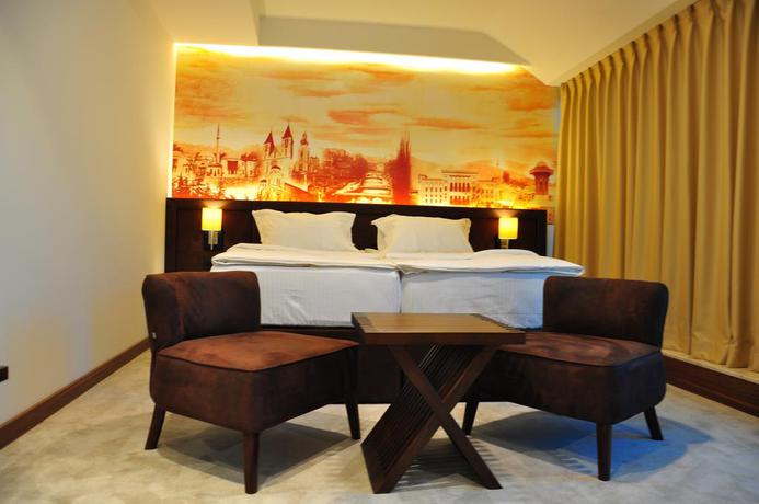 Imagen de la habitación del Hotel President Sarajevo. Foto 6