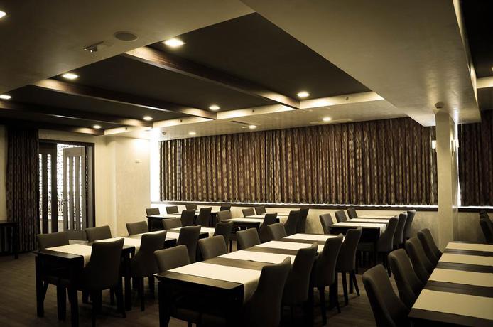 Imagen del bar/restaurante del Hotel President Sarajevo. Foto 3