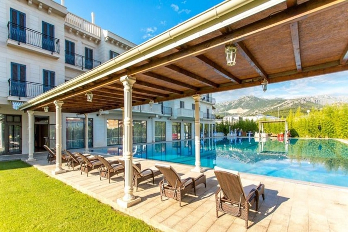 Imagen general del Hotel President Solin. Foto 2