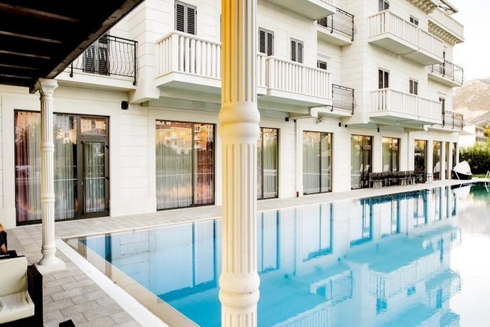 Imagen general del Hotel President Solin. Foto 5