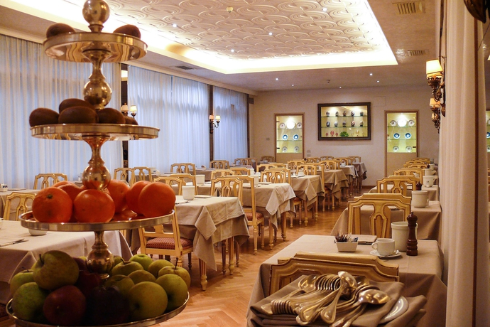 Imagen del bar/restaurante del Hotel President Terme. Foto 4