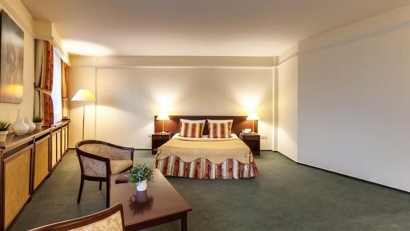 Imagen general del Hotel President, Tium&eacute;n. Foto 3