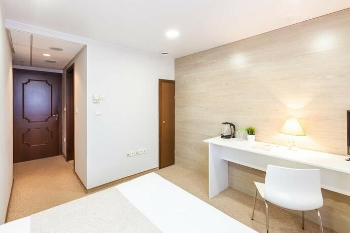 Imagen de la habitación del Hotel President, Tium&eacute;n. Foto 20