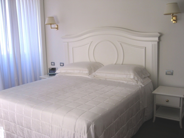 Imagen de la habitación del Hotel President, Viareggio. Foto 3