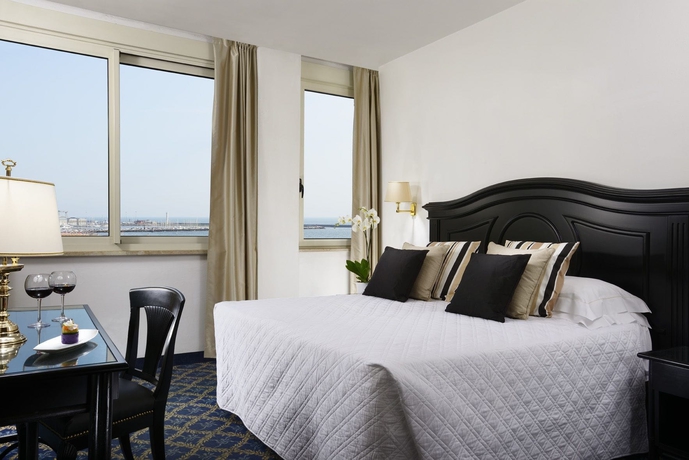 Imagen de la habitación del Hotel President, Viareggio. Foto 12