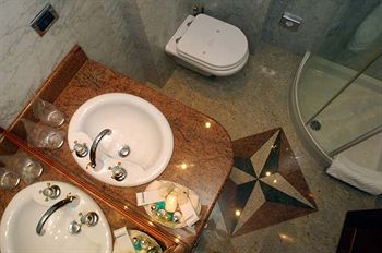 Imagen de la habitación del Hotel President, Zadar. Foto 9