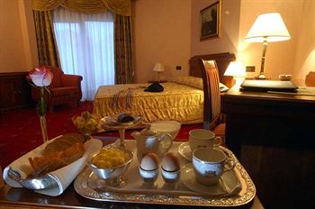 Imagen de los exteriores del Hotel President, Zadar. Foto 12