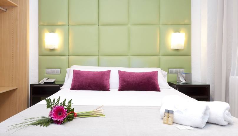 Imagen de la habitación del Hotel Presidente, Granada. Foto 12