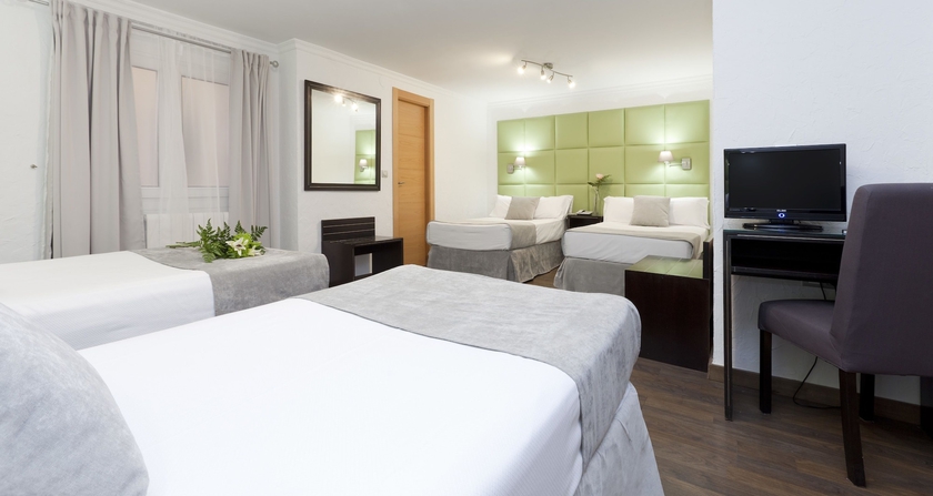 Imagen de la habitación del Hotel Presidente, Granada. Foto 15