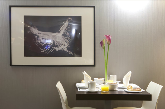 Imagen del bar/restaurante del Hotel Presidente, Granada. Foto 3