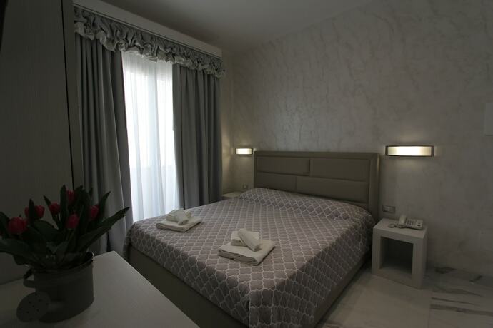 Imagen de la habitación del Hotel Presidente, Porto Cesareo. Foto 19