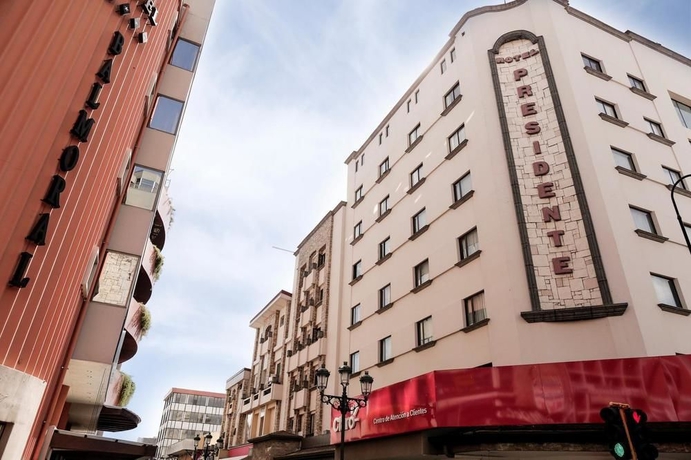 Imagen de los interiores del Hotel Presidente, San José. Foto 14