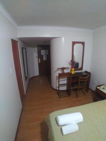 Imagen general del Hotel Presidente, San Miguel de Tucum&aacute;n. Foto 3