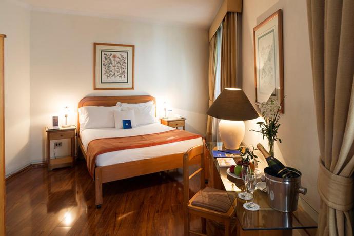 Imagen general del Hotel Presidente, Santigo. Foto 11