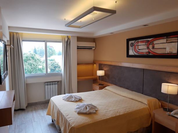 Imagen general del Hotel Presidente, VILLA CARLOS PAZ. Foto 1