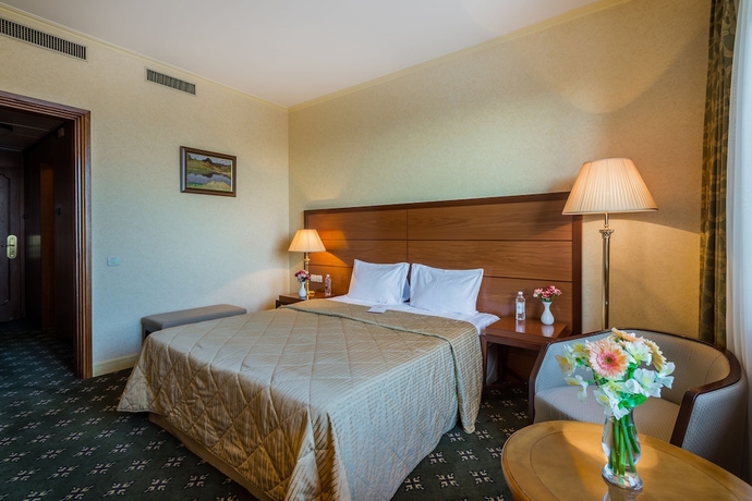 Imagen de la habitación del Hotel President-hotel. Foto 17