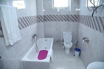 Imagen de los exteriores del Hotel Presidential. Foto 14