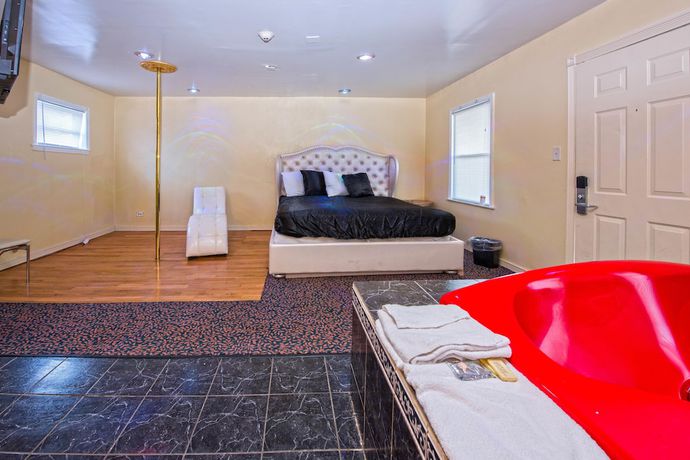 Imagen de la habitación del Hotel Presidential Inn and Suites. Foto 4