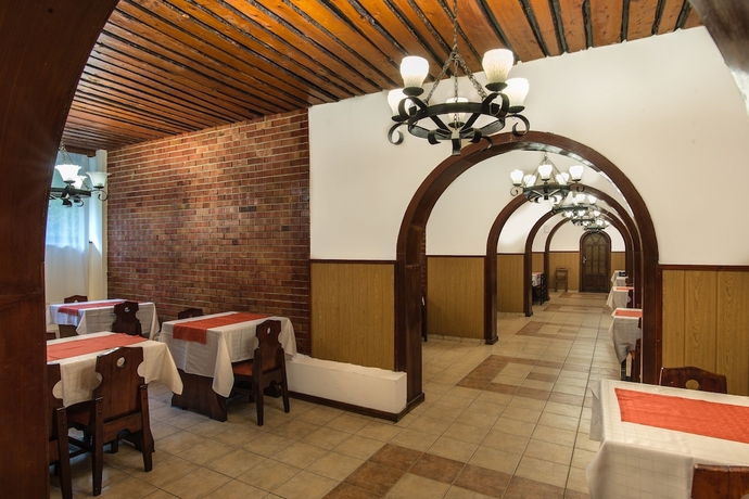 Imagen del bar/restaurante del Hotel Preslav All Inclusive. Foto 6