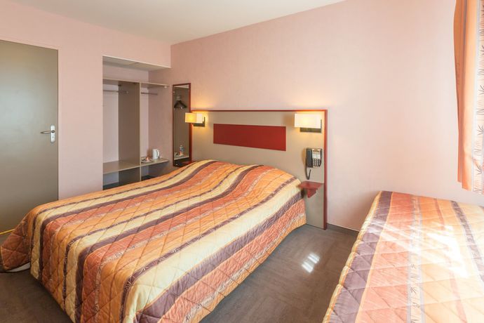 Imagen de la habitación del Hotel Pressoir H&ocirc;tel, Saint-Calais. Foto 10