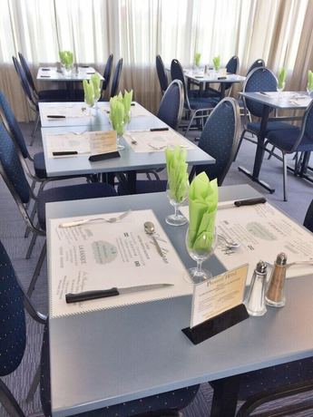 Imagen del bar/restaurante del Hotel Pressoir H&ocirc;tel, Saint-Calais. Foto 3