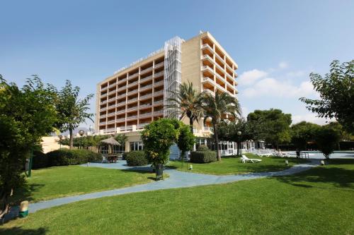 Imagen de los exteriores del Hotel Prestige Goya Park. Foto 5