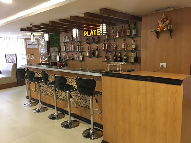 Imagen del bar/restaurante del Hotel Prestige, Mapusa. Foto 2