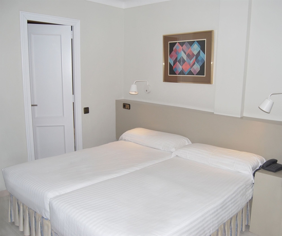 Imagen de la habitación del Hotel Prestige Mar Y Sol. Foto 10