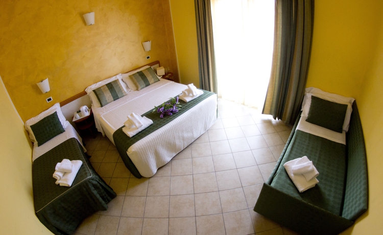 Imagen de la habitación del Hotel Prestige, Montesilvano. Foto 3