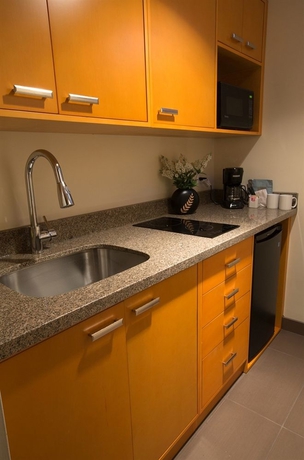 Imagen de la habitación del Hotel Prestige Oceanview Prince Rupert. Foto 10