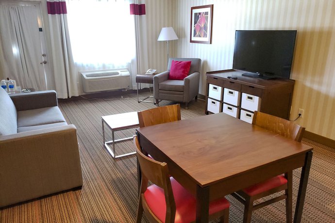 Imagen de la habitación del Hotel Prestige Prince George Lodge. Foto 7