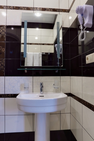 Imagen de la habitación del Hotel Prestige Seven Kings. Foto 14