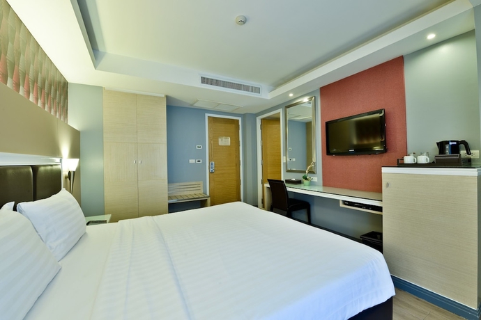 Imagen de la habitación del Hotel Prestige Suites Nana. Foto 3