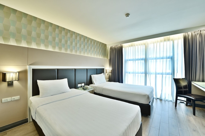 Imagen de la habitación del Hotel Prestige Suites Nana. Foto 4