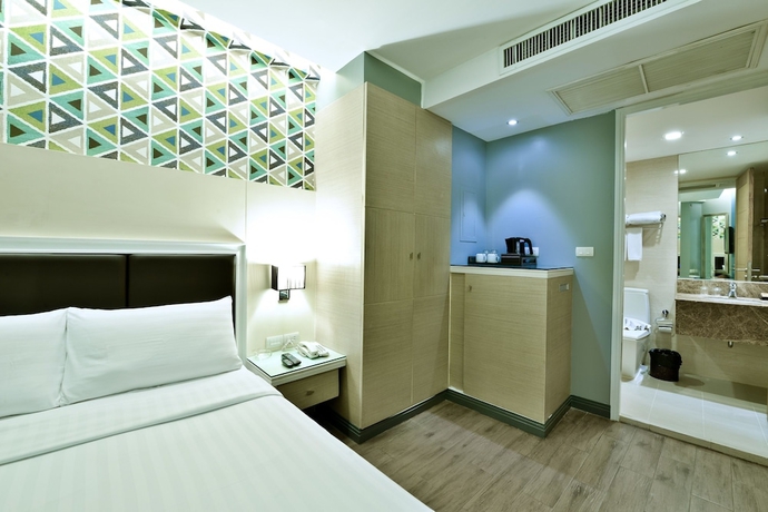Imagen de la habitación del Hotel Prestige Suites Nana. Foto 9