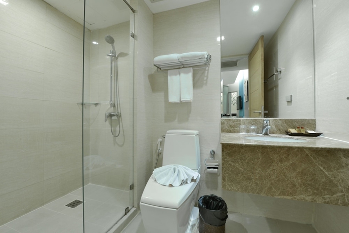 Imagen de la habitación del Hotel Prestige Suites Nana. Foto 13