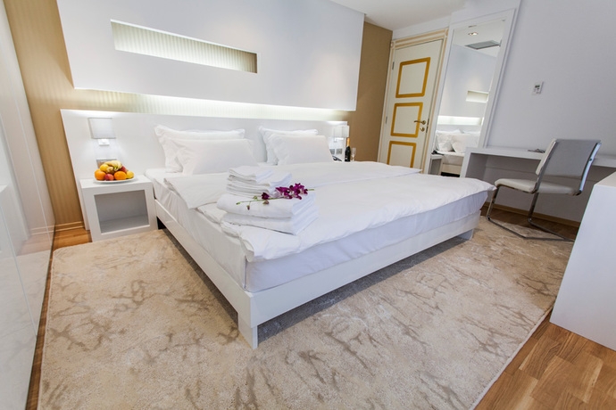 Imagen de la habitación del Hotel Prestige Tirana. Foto 6
