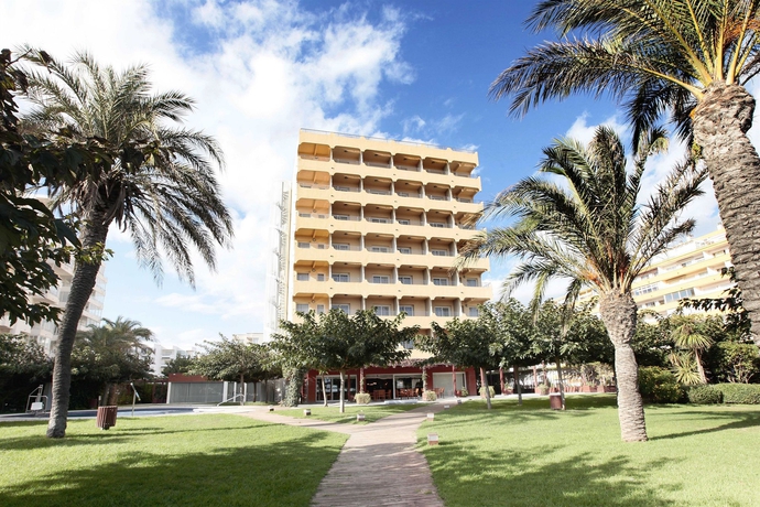 Imagen de los exteriores del Hotel Prestige Victoria. Foto 13